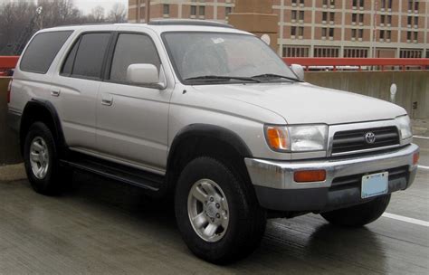 Its commonly equipped with the 22re 4cyl and a 3. . Toyota 4 runner wiki